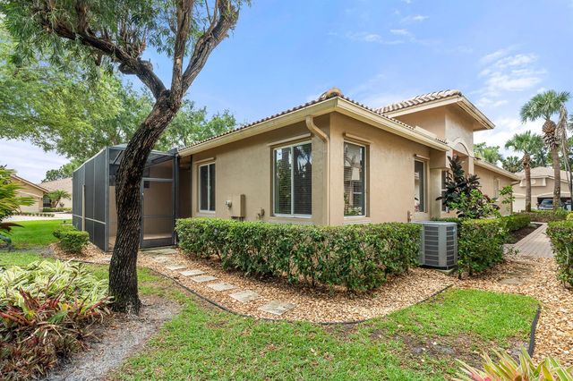 7328 Sea Pines Court, Port St. Lucie, FL 34986