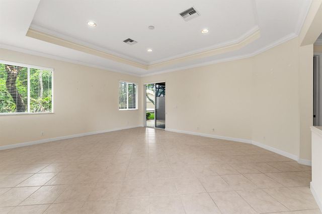 7328 Sea Pines Court, Port St. Lucie, FL 34986