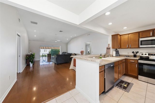 2241 HACKNEY WAY, The Villages, FL 32162