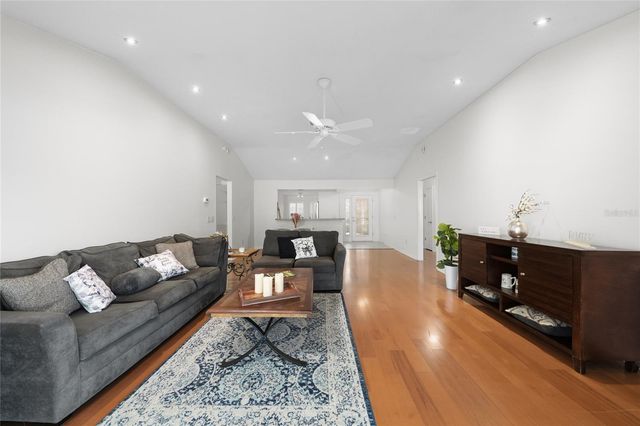 2241 HACKNEY WAY, The Villages, FL 32162