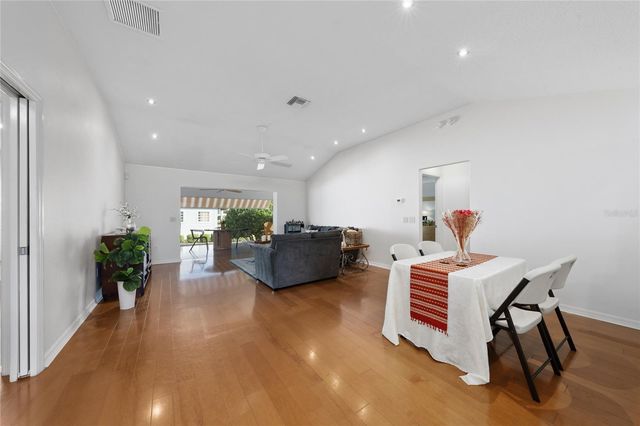 2241 HACKNEY WAY, The Villages, FL 32162