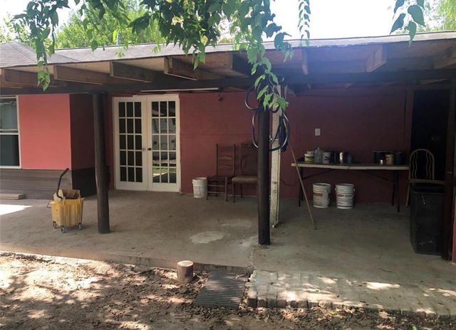 9314 Valley Stream Street, Houston, TX 77037