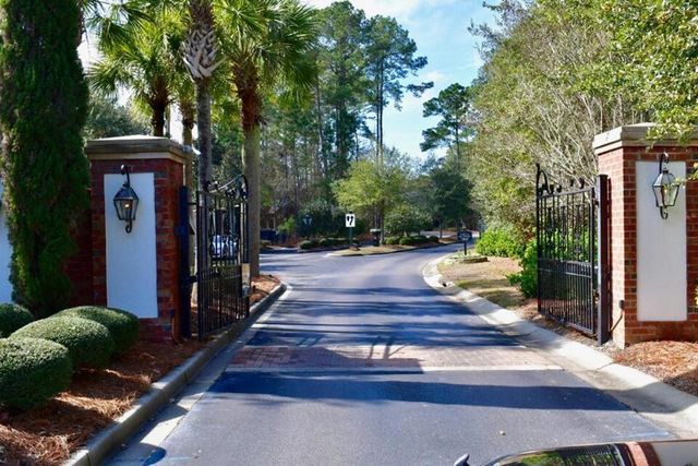 2021 Basildon Road 2021, Mount Pleasant, SC 29466