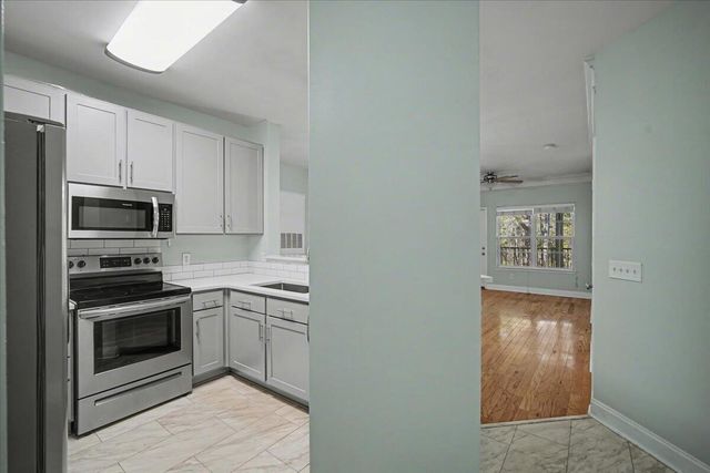 2021 Basildon Road 2021, Mount Pleasant, SC 29466