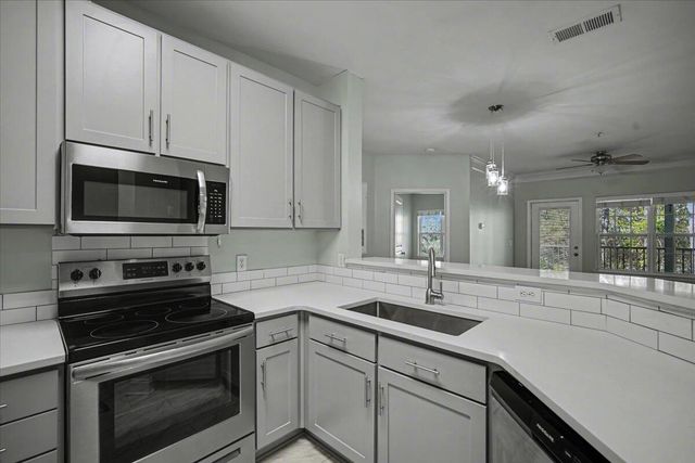 2021 Basildon Road 2021, Mount Pleasant, SC 29466