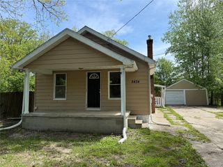 2434 Thornton Avenue, Flint Charter Township, MI 48504