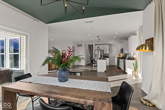 1271 Peregrine Lane, Greenwood, IN 46143