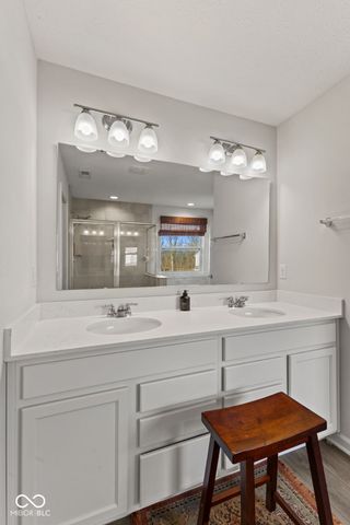 1271 Peregrine Lane, Greenwood, IN 46143