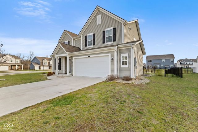 1271 Peregrine Lane, Greenwood, IN 46143