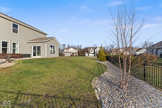 1271 Peregrine Lane, Greenwood, IN 46143