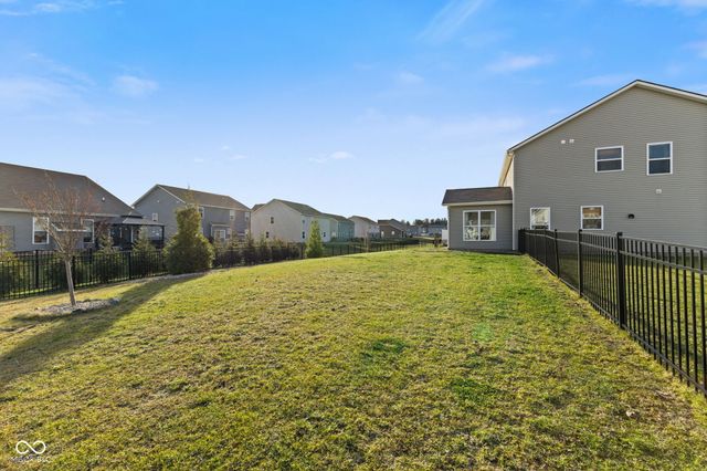 1271 Peregrine Lane, Greenwood, IN 46143