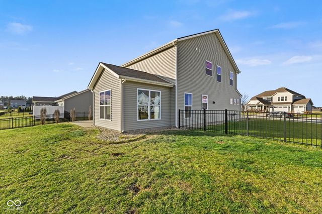 1271 Peregrine Lane, Greenwood, IN 46143