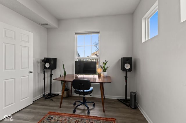 1271 Peregrine Lane, Greenwood, IN 46143