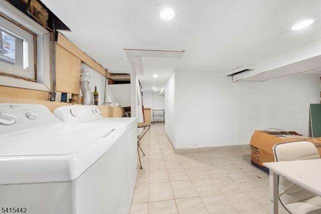 88 Woodbridge Ave, Woodbridge Twp., NJ 07077