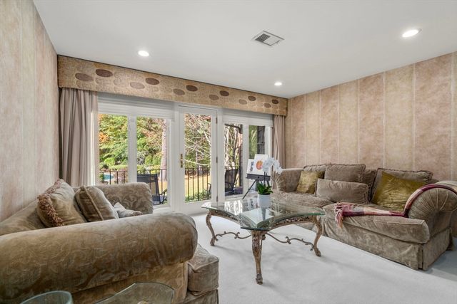 211 Eliot Street, Natick, MA 01760