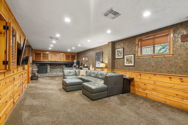 211 Eliot Street, Natick, MA 01760