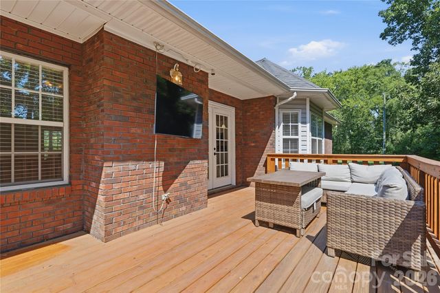 3805 Glen Haven Drive SW, Concord, NC 28027