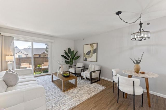 685 Dartmore Lane 165, Hayward, CA 94544