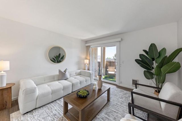 685 Dartmore Lane 165, Hayward, CA 94544