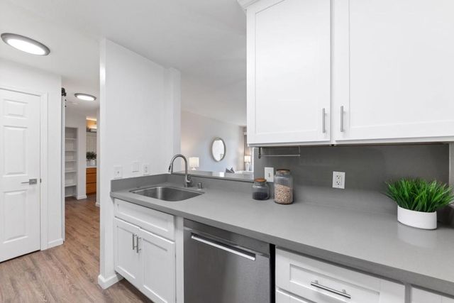 685 Dartmore Lane 165, Hayward, CA 94544