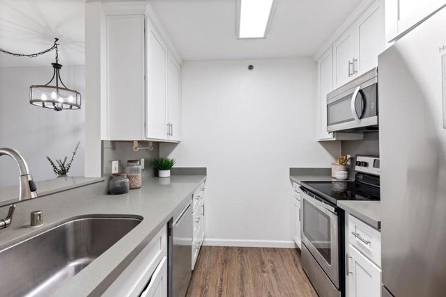 685 Dartmore Lane 165, Hayward, CA 94544