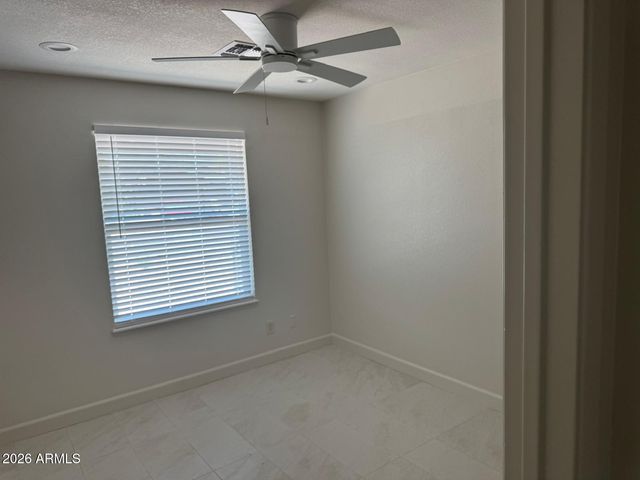 8837 W HIGHLAND Avenue, Phoenix, AZ 85037