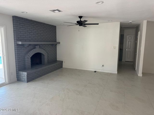 8837 W HIGHLAND Avenue, Phoenix, AZ 85037