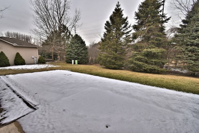 1390 Mackinaw Place, Schererville, IN 46375