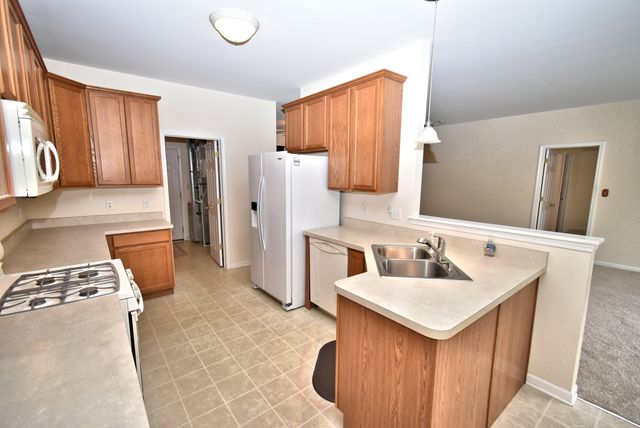 1390 Mackinaw Place, Schererville, IN 46375