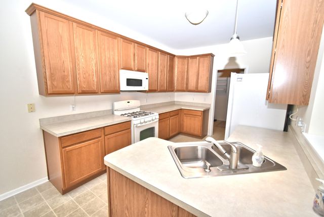 1390 Mackinaw Place, Schererville, IN 46375