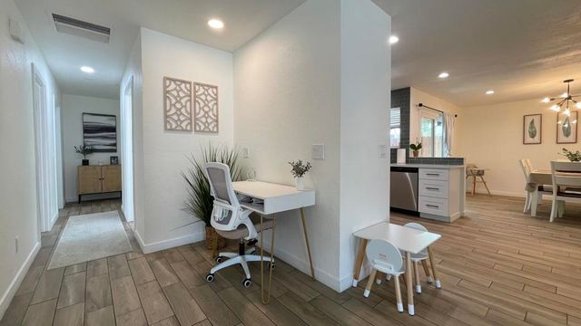 54200 Avenida Juarez, La Quinta, CA 92253