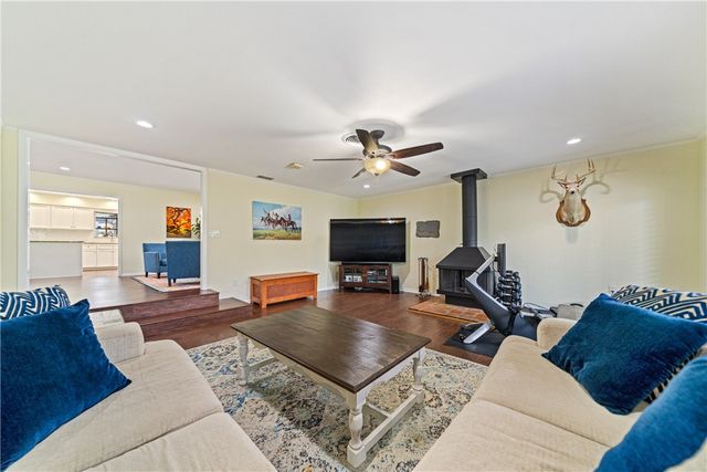 429 Bermuda Pl, Corpus Christi, TX 78411