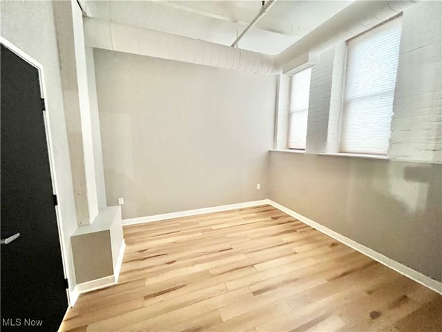 1133 W 9th Street 103, Cleveland, OH 44113