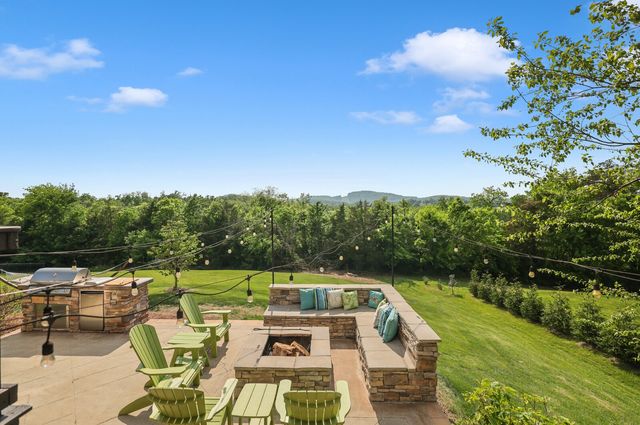 9963 Lodestone Dr, Brentwood, TN 37027