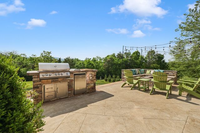 9963 Lodestone Dr, Brentwood, TN 37027