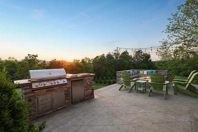 9963 Lodestone Dr, Brentwood, TN 37027