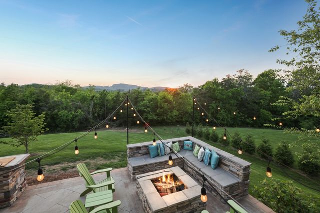 9963 Lodestone Dr, Brentwood, TN 37027