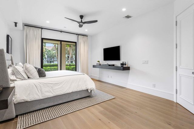 7383 Orangewood Lane 501, Boca Raton, FL 33433