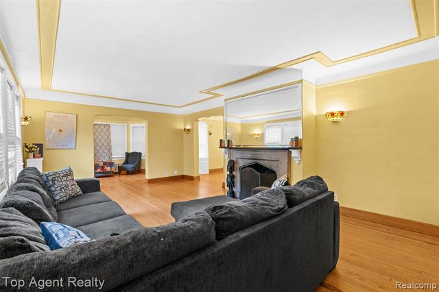 14529 Grandmont Avenue, Detroit, MI 48227