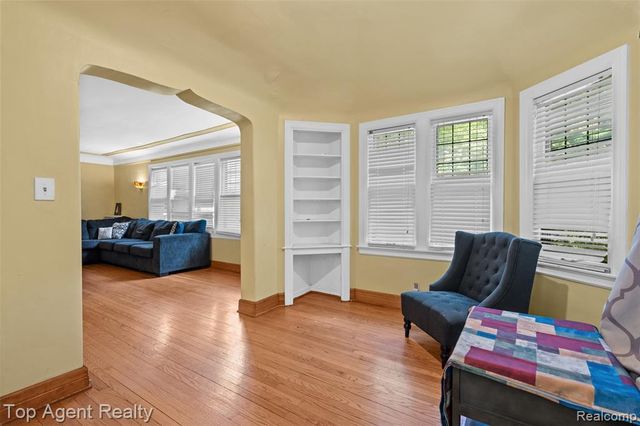 14529 Grandmont Avenue, Detroit, MI 48227