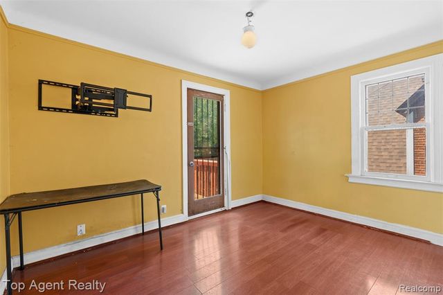 14529 Grandmont Avenue, Detroit, MI 48227