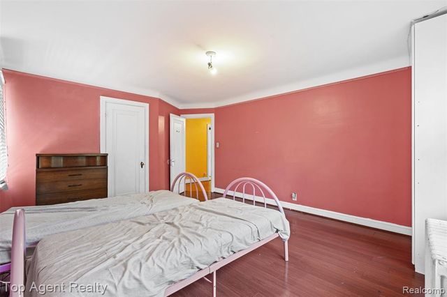 14529 Grandmont Avenue, Detroit, MI 48227