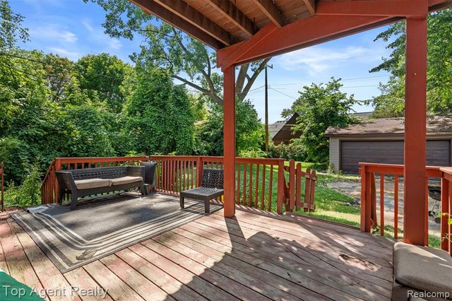 14529 Grandmont Avenue, Detroit, MI 48227