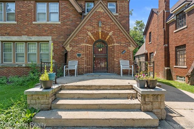 14529 Grandmont Avenue, Detroit, MI 48227