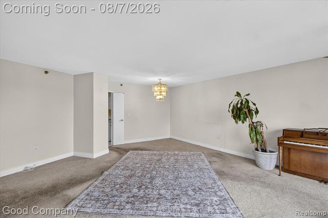 5000 Town Center 1402, Southfield, MI 48075