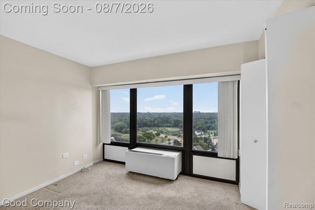 5000 Town Center 1402, Southfield, MI 48075