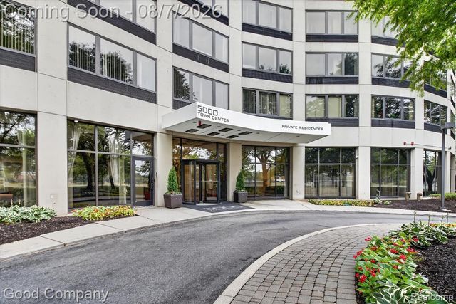 5000 Town Center 1402, Southfield, MI 48075