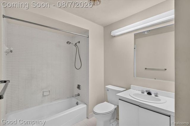 5000 Town Center 1402, Southfield, MI 48075