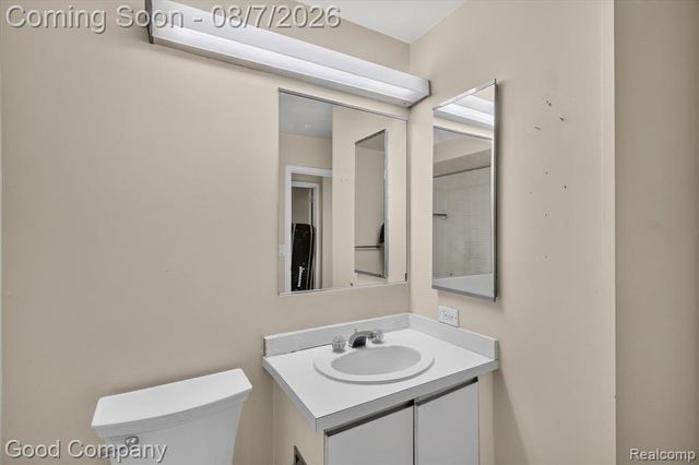 5000 Town Center 1402, Southfield, MI 48075