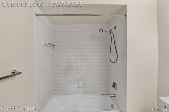 5000 Town Center 1402, Southfield, MI 48075